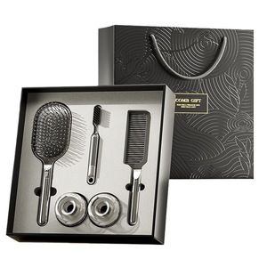 Perii de par si piepteni