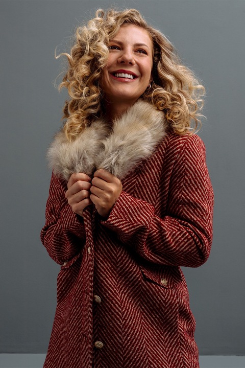 ORSAY, Palton din amestec de lana cu guler din blana sintetica, Caramiziu/Alb murdar