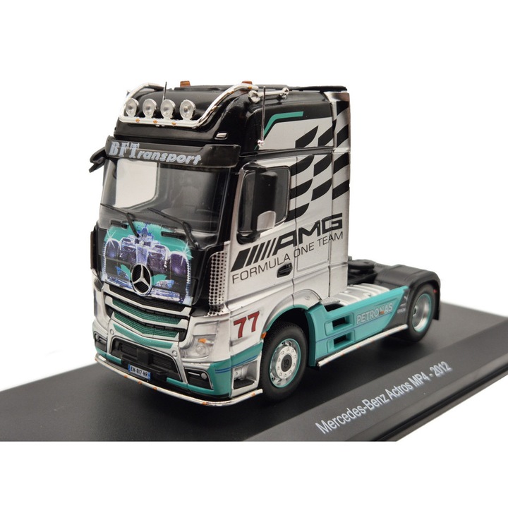 Mercedes Benz Actros MP4 AMG Petronas F1 kamion - Edicola - 1:43