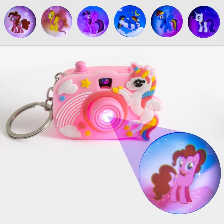 Fényképezőgép kulcstartó, rózsaszín, egyszarvú, világítással, 8 dia készlet, 6x5cm