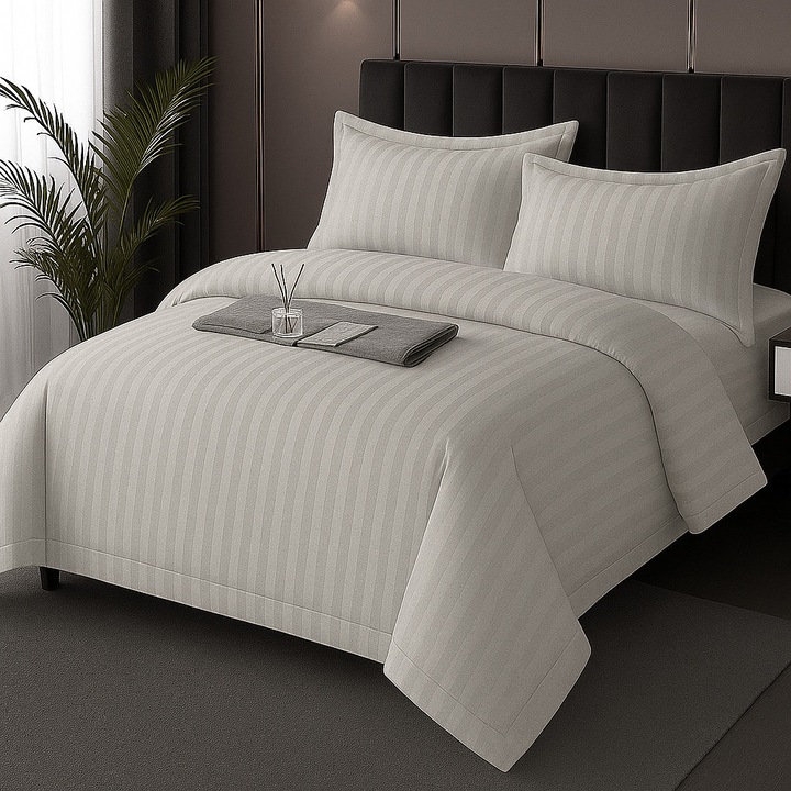 Damaszk polipamut ágynemű XXL - Szuper ár, lepedő 230x260 cm, paplan 200x230 cm, 2 párnahuzat 50x70 cm, szürke