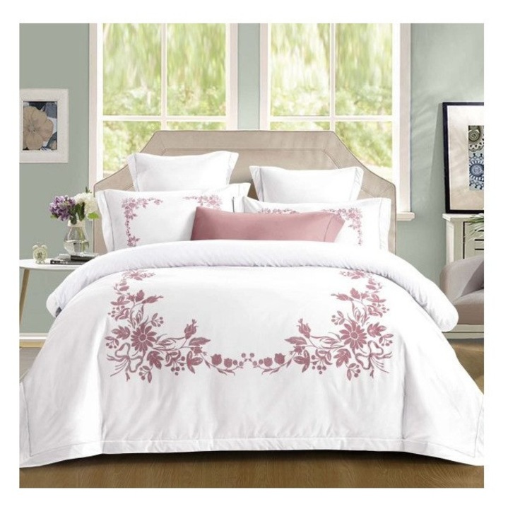 Lenjerie pentru pat dublu, finet fin, model elegant, cearceaf cu elastic cod BRO02