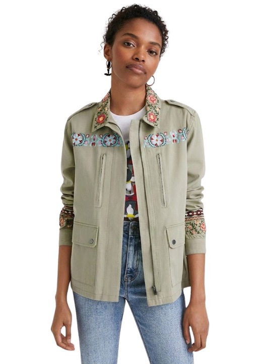 Geaca dama Desigual Henderson, kaki, bumbac, cu petice brodate, XS INTL