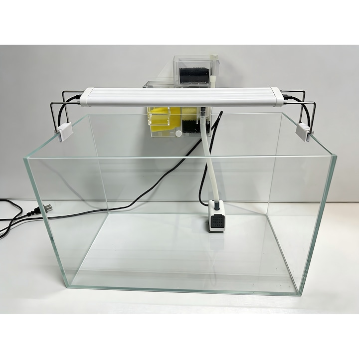 Set complet acvariu 30cm din sticla super transparenta, cu pompa silentioasa si filtrare. Ideal pentru incepatori