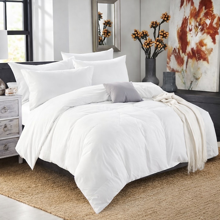 Lenjerie alba pat dublu 6 piese, Bumbac, Cearceaf pat 250x250 cm, Husa pilota 200 x 230 cm, 4 Fete de perna 50x80 cm