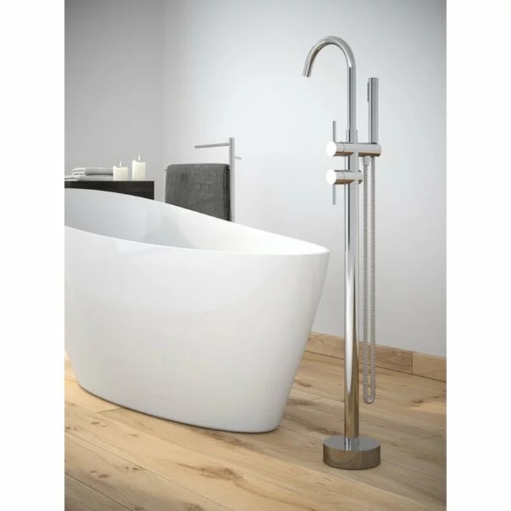 Стоящ смесител за вана Besco Illusion полиран хром