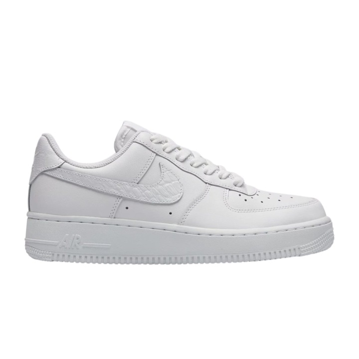 Маратонки NIKE Air Force 1 07 SE 53851, Бял