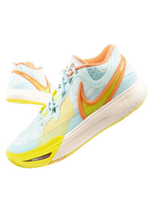 Pantofi sport Nike Kyrie 8, confortabili si la moda 38, 5