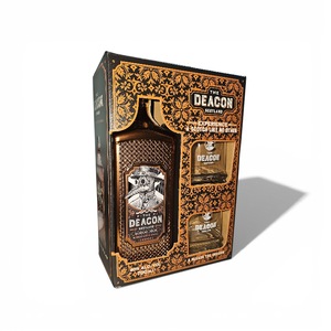 Pachet Whisky The Deacon + ochelari de soare + Invitatie Party The