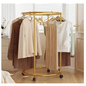 Umerase pentru haine si suporturi