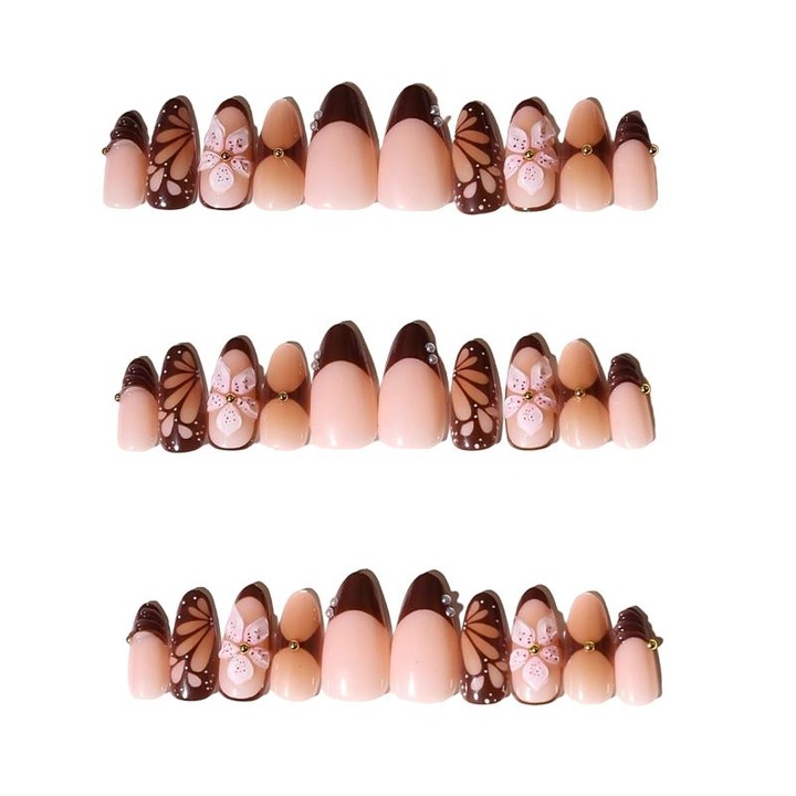 30 darabos műköröm szett, sötét nude, virágmintás, könnyen felhelyezhető
