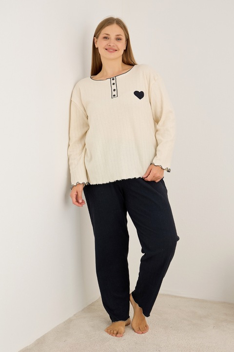 Pijama dama Plus Size Siyah Inci, croiala lejera, material moale