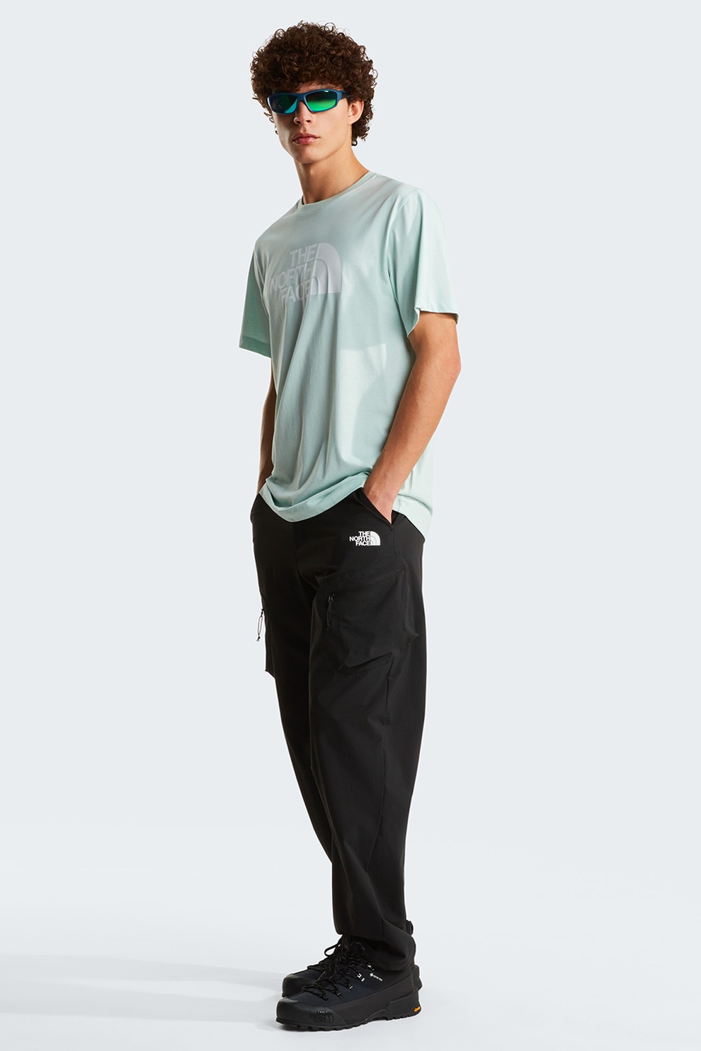 The North Face, Tricou cu decolteu la baza gatului si imprimeu logo Evolution, Verde pal, L