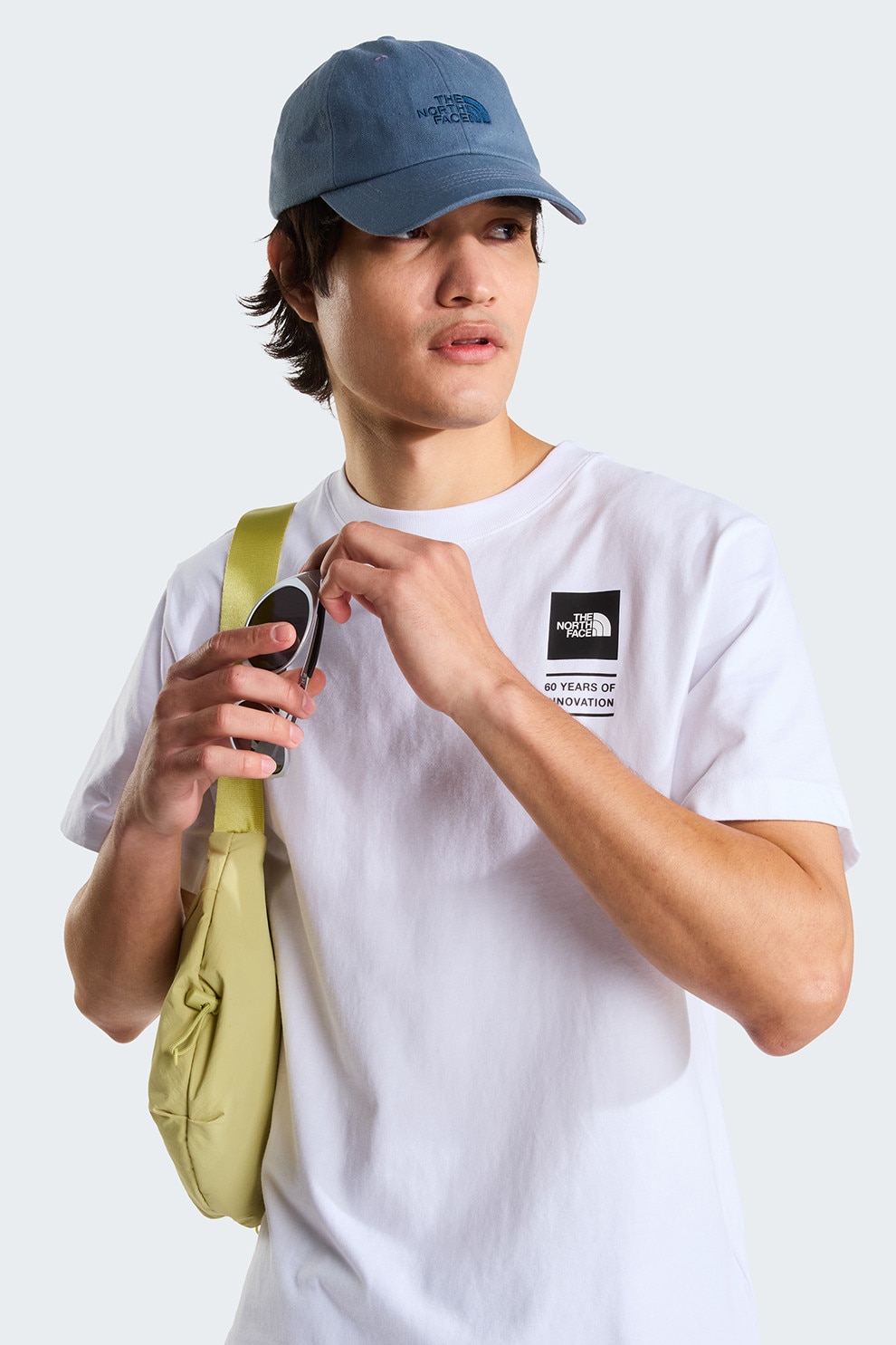 The North Face, Tricou relaxed fit cu imprimeu grafic pe partea din spate Celebration, Rosu, Alb, Galben, Albastru, XS