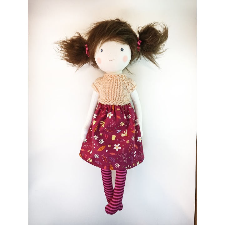 Текстилна кукла Little Dots Family, брюнетка, с бордо пола