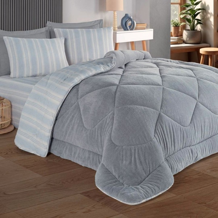 Set dormit pilota iarna pentru pat 1 persoana cu fata catifelata, 155x215cm, cearsaf pat 160×240cm, o fata perna 50×70cm, Eponj Home, Soft Line Gri deschis