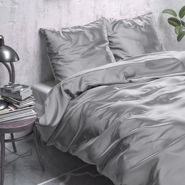 Set husa pilota Beauty Skincare 240x220 cm si 2 fete de perne, satin 100%, uni, antialergic, Culoare Argintiu