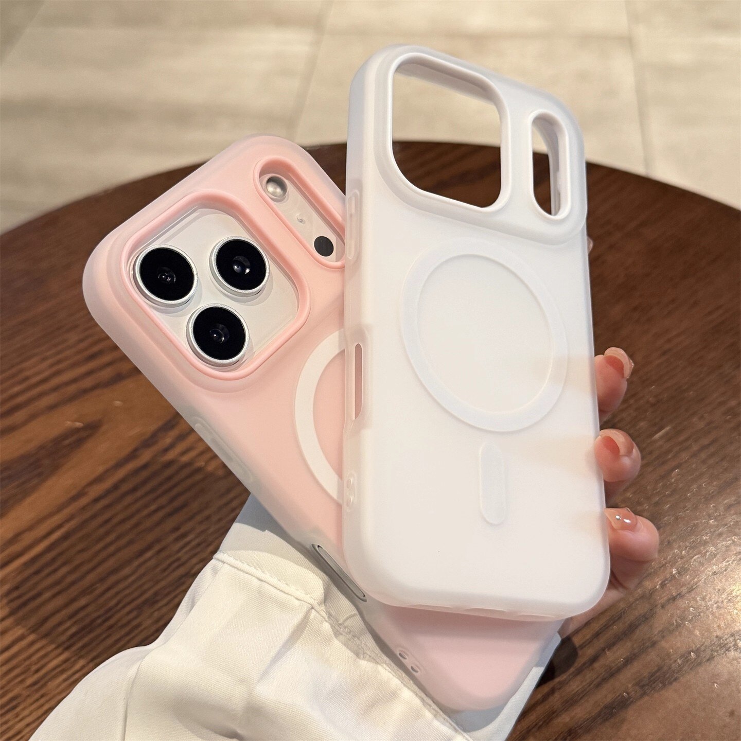 Husa Telefon Jelly Magnetic 2in1, Flippy, Compatibila cu Apple iPhone 17 Pro Max, din PC+TPU, Magsafe, Finisaj Mat, Alb