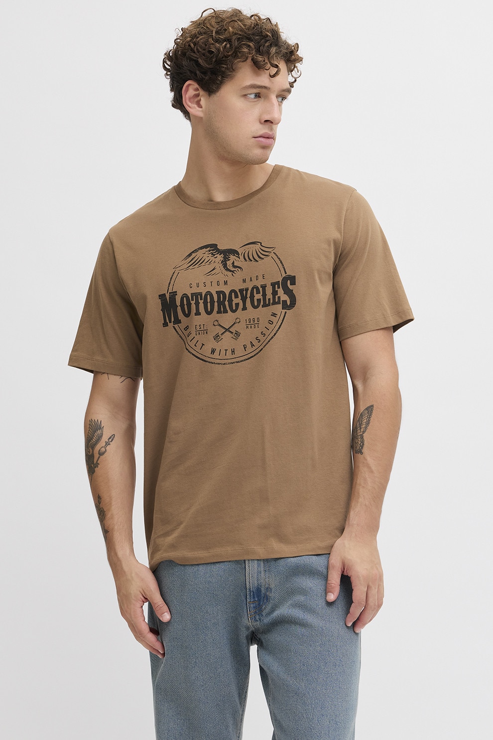 JJ REBEL, Tricou de bumbac cu imprimeu text, Maro camel, M