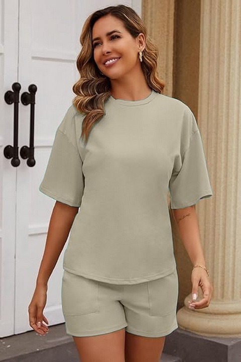 Set tricou cu decolteu rotund si pantaloni scurti de plaja cu buzunare dama, gri, marime 2XL