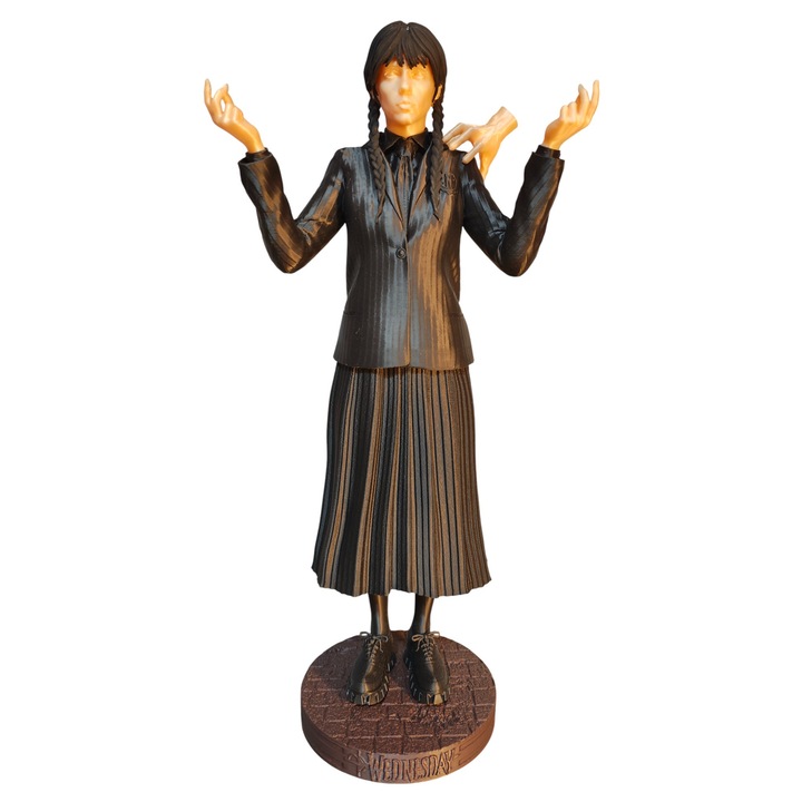 Фигурка Уенсдей Адамс, 40 см, за сглобяване, променящ се цвят