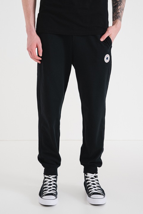 Converse, Pantaloni de trening cu croiala conica si aplicatie logo, Negru