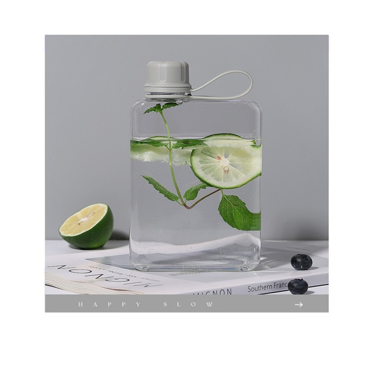 Négyzet alakú vizespalack 500ml átlátszó hordozható 8x19.5x4cm