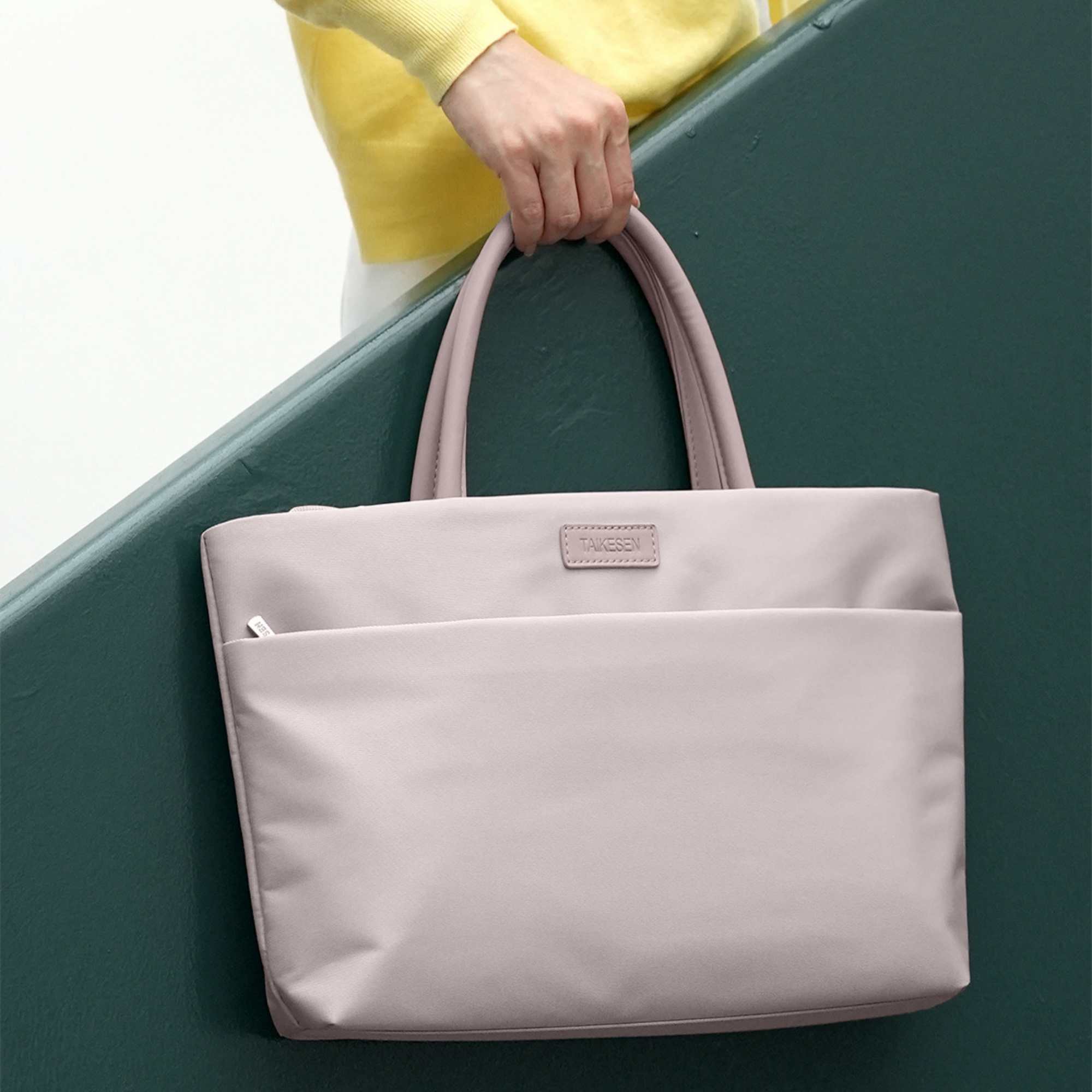 Geanta pentru Laptop, 14 inch, Protectie Superioara la Socuri, Material Impermeabil, Manere din Piele Moale, Capacitate Mare, Roz Lotus