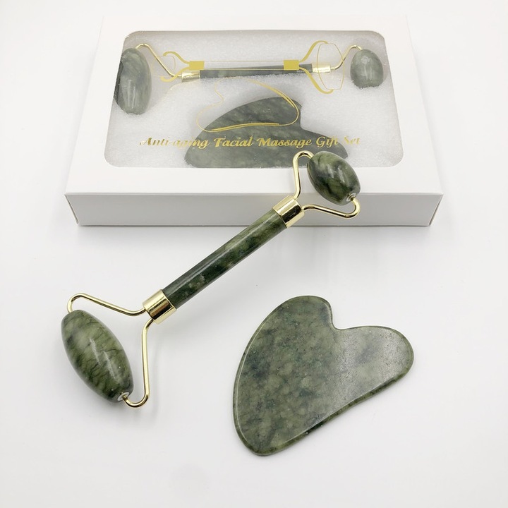 Set de masaj facial roller si gua sha din jad verde natural, 17x12.5cm, cutie cadou