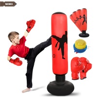 Sac de box gonflabil pentru copii, Bedee, 160 cm, PVC Durabil, Baza Stabila, cu manusi de box si sac de box cu pompa de aer, perfect pentru copii care stau in picioare in interior, in aer liber, la sala, Negru/Rosu