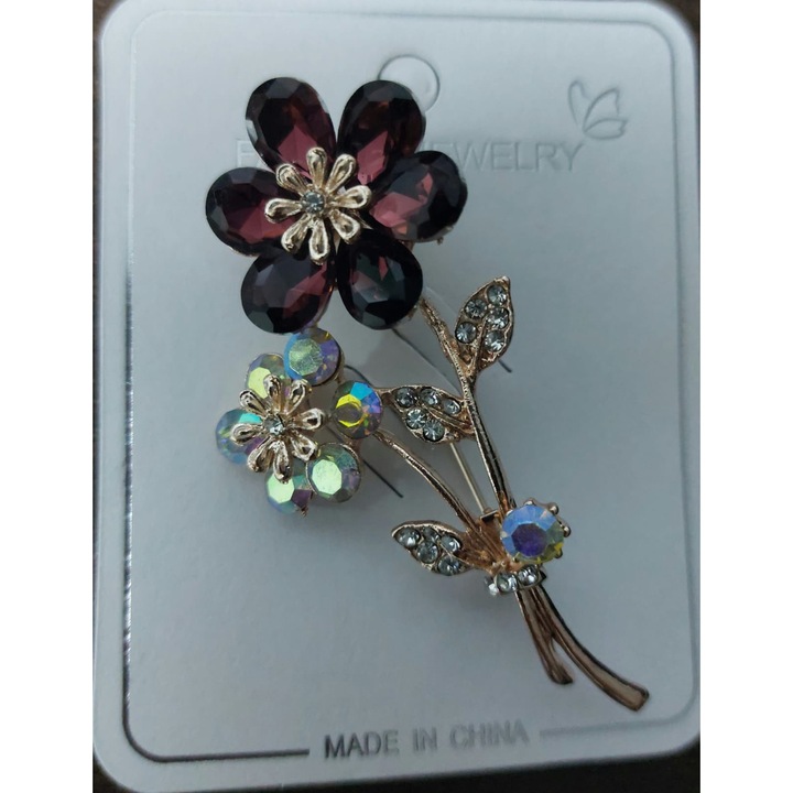 Brosa cu floare grena