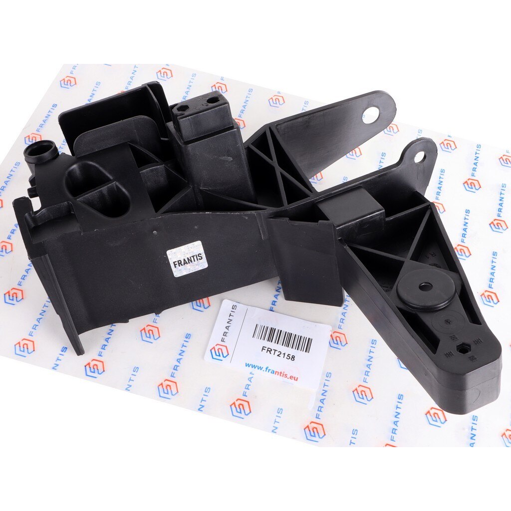 Furtun dreapta radiator pentru MERCEDES C118, Mercedes, Negru