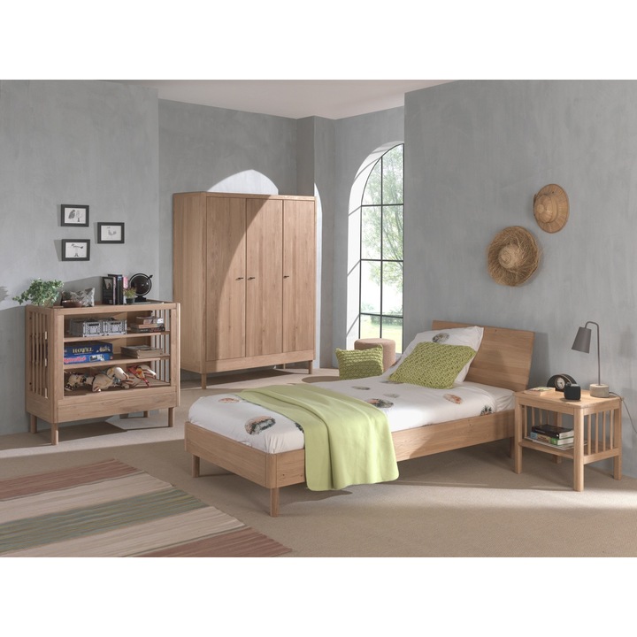 Set Complet Mobilier Camera Bebelusi Forrest Oak, Pat 90x200 cm, Dulap cu 3 Usi, Noptiera si Masa de infasat, din Lemn de Stejar, Natur – Vipack