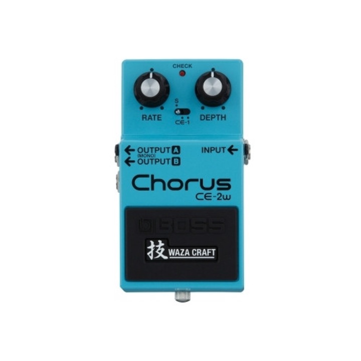 Pedala efect BOSS CE-2W, chorus analogic, ieșire stereo, fabricată în Japonia