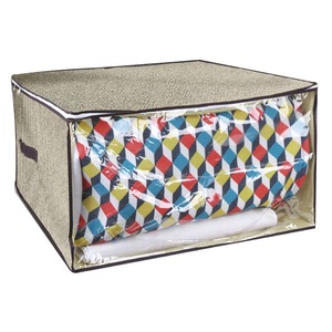 Organizatoare imbracaminte si incaltaminte