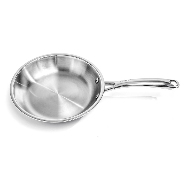 Tigaie profesionala cu trei straturi Berghoff din otel inoxidabil 18/10 8" Design ergonomic cu maner lung Plita cu inductie rapida si uniforma la cuptor
