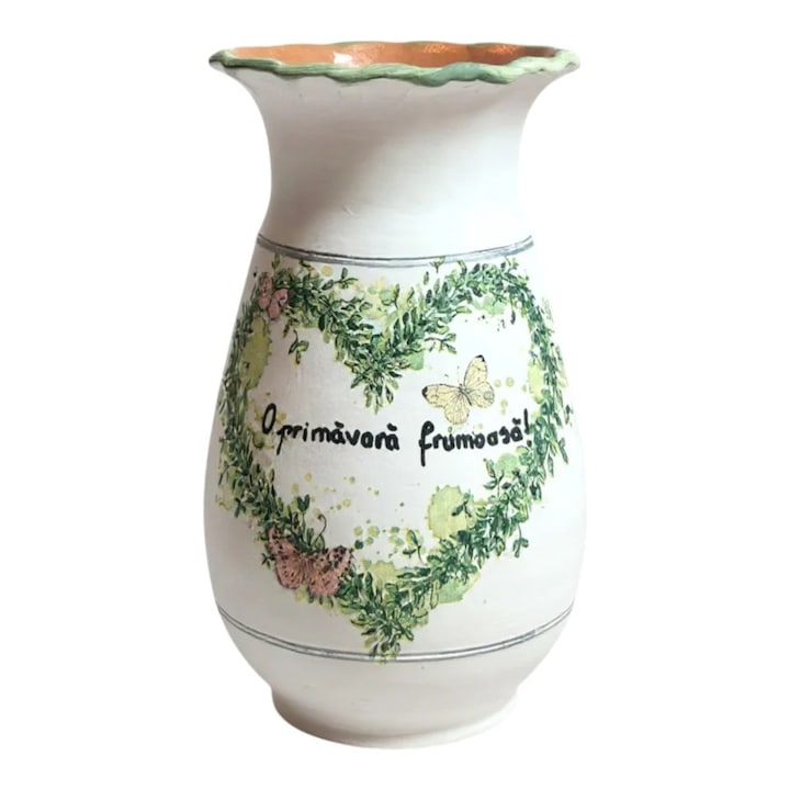 Vaza ceramica alba decorata manual cu inima, fluturi si mesaj „O primavara frumoasa”, 25 cm – vaza decorativa pentru flori, cadou de primavara