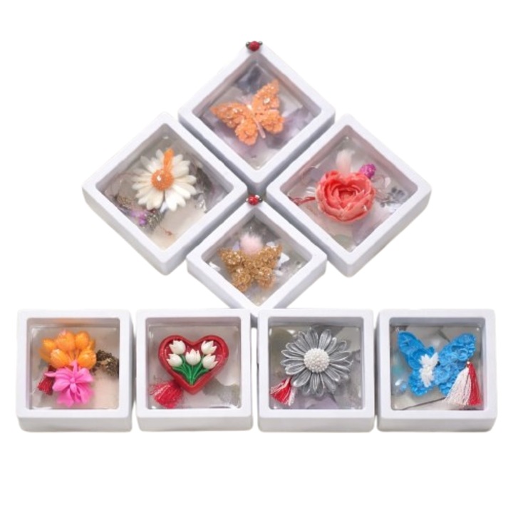 Set 8 Martisoare, VICTINY, Sapun si ceara de soia, multicolor, 4 cm, in cutie vitrina alba cu snur