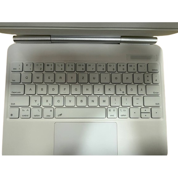 Husa tableta cu tastatura compatibila cu iPad Air 11" si Pro 11", QWERTZ, alb, ultra subtire, cu touchpad