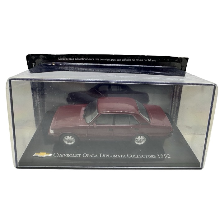 Macheta Chevrolet (#02) 1992 Chevrolet Opala Diplomata gyűjtői 1992 1:43 piros fém die-cast modell