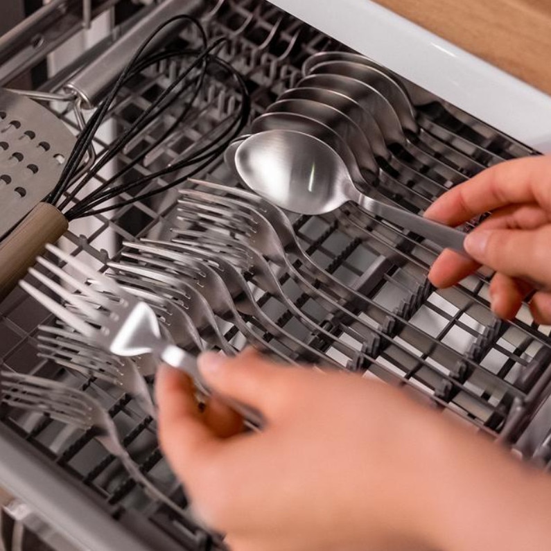 Masina de spalat vase incorporabila Cecotec, Bolero Aguazero, 11 seturi de vase, 6 programe spalare, mod Intensiv/Eco/Auto/60 min/Rapid, functie prespalare, pornire intarziata 24 h, spalare Dual Zone, inox