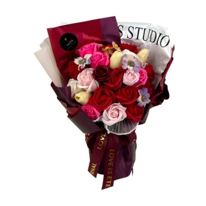 Buchet floral Eternal din flori artizanale, trandafiri si lalele de sapun, Rosu, Velve