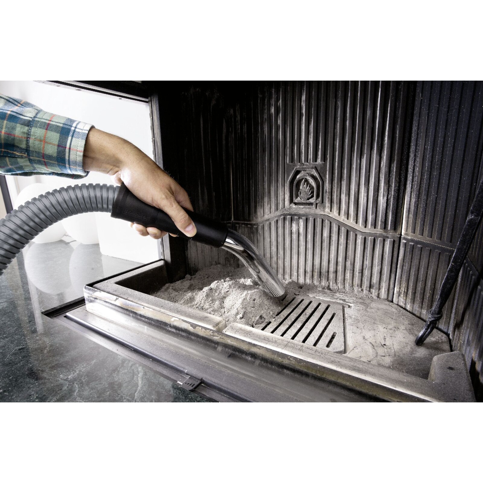 Aspirator uscat KARCHER AD 4 1.629-731.0, 600 W, capacitate 17 l, Negru