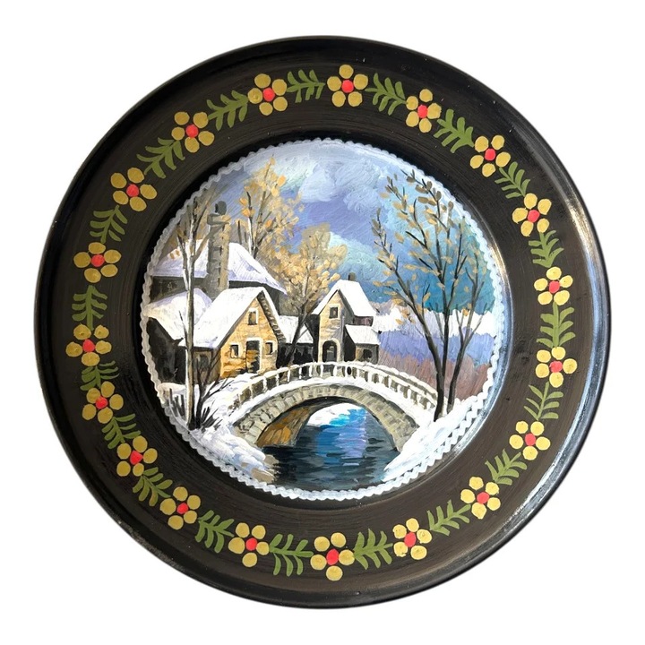 Farfurie decorativă ceramica Marginea, diametru 30cm, pictată manual, peisaj de iarnă
