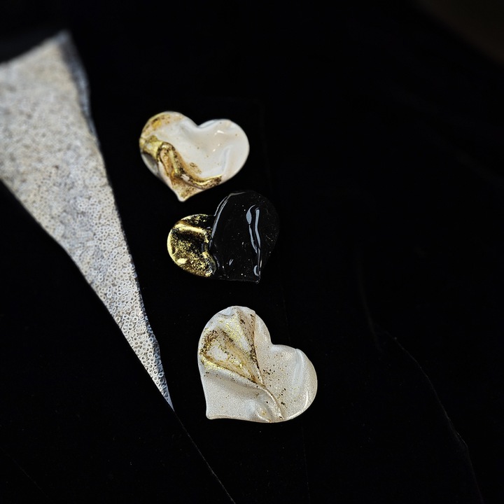 Brosa NARRU, lut polimeric, design unic, multicolor