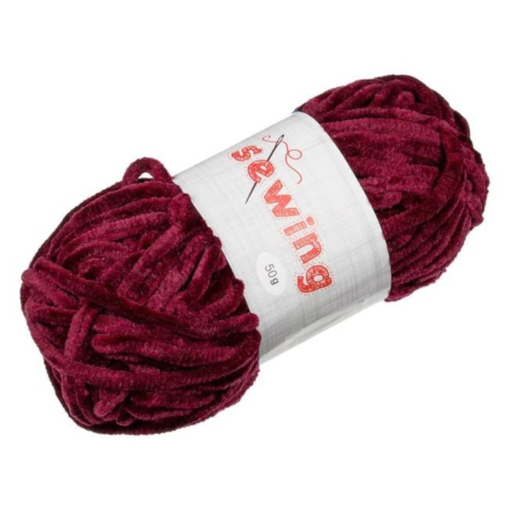 Fir De Tricotat Poliester Catifelat Rosu 50g Pentru Tricotaj Decorativ Si Proiecte Handmade