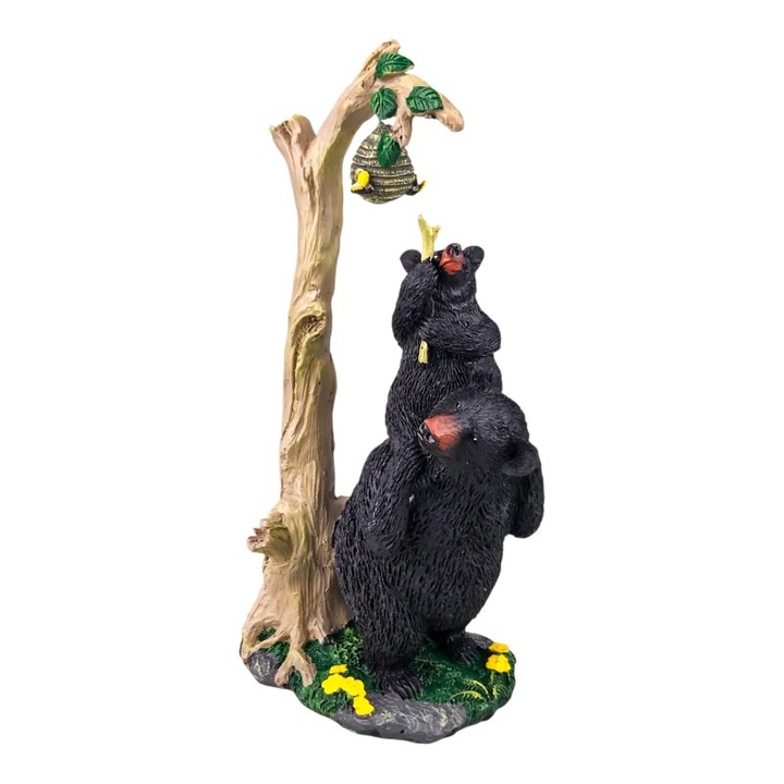 Decoratiune din rasina reprezentand o familie de ursi. 17x22