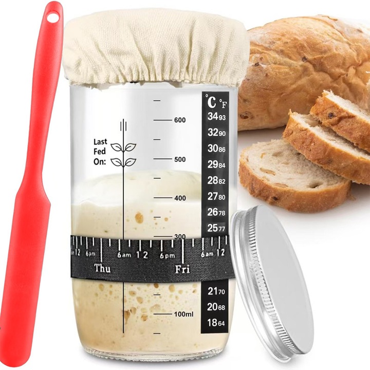 Set pentru prepararea aluatului de paine, borcan din sticla 730ml, banda de alimentare cu data, termometru, racleta din silicon rosu, capac din material textil si capac din aluminiu