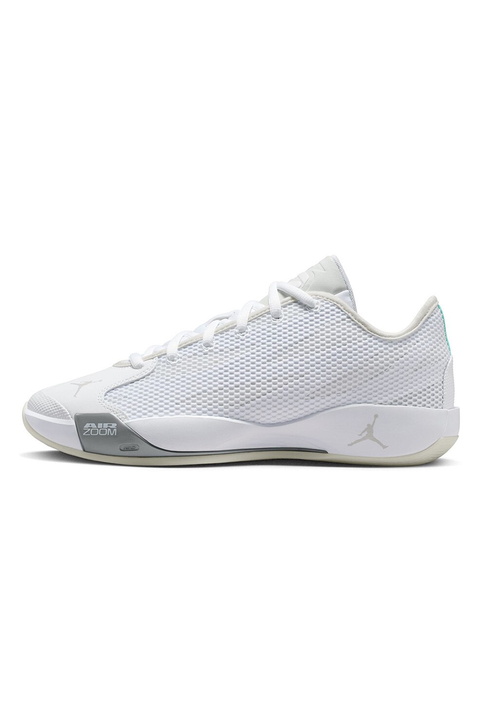 Nike, Pantofi din plasa Jordan Luka 77 cu garnituri din material sintetic pentru baschet, Alb optic, Alb murdar, 10