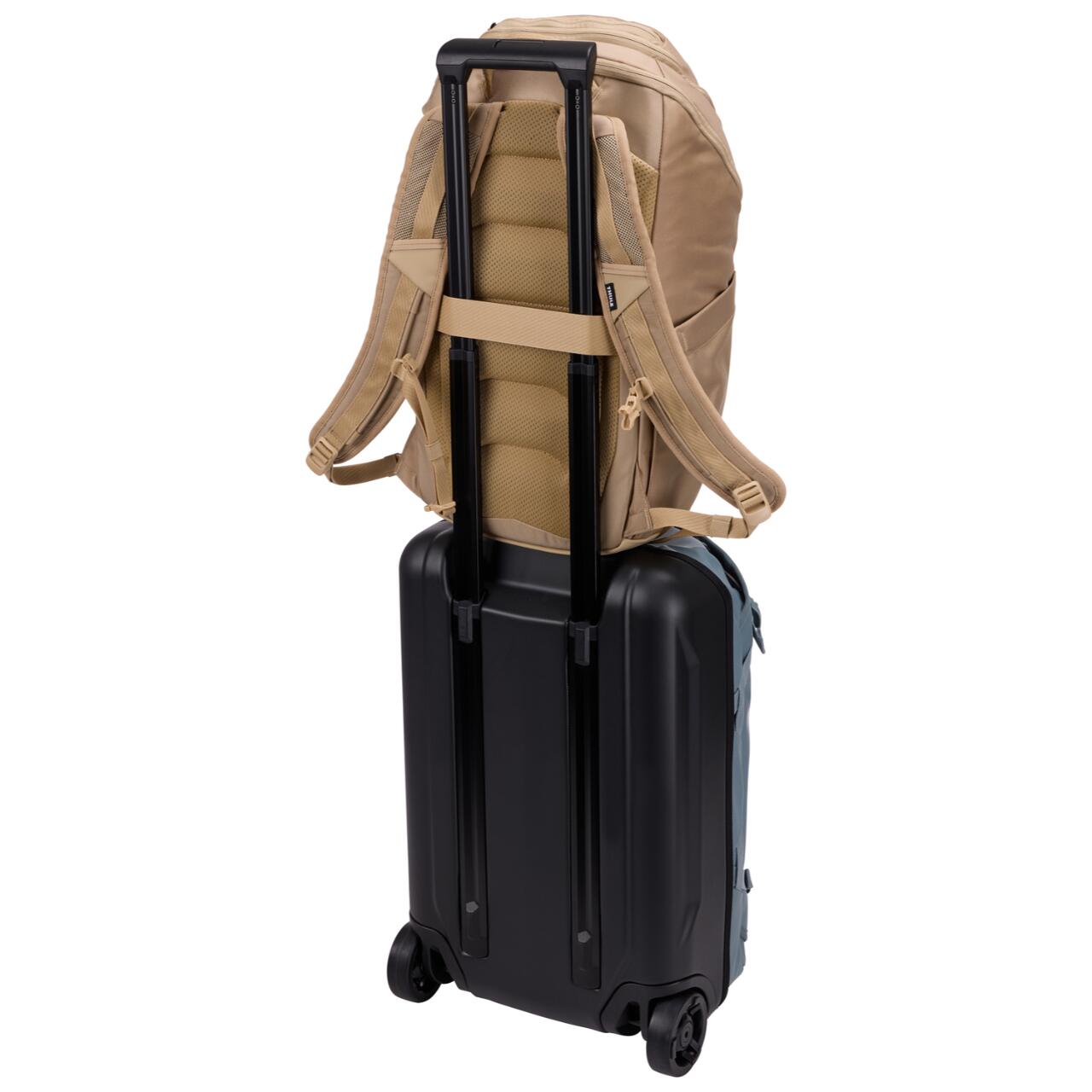 Rucsac urban Thule Chasm 26L, Gentle Beige, rezistent la intemperii, compartiment laptop 16 inch